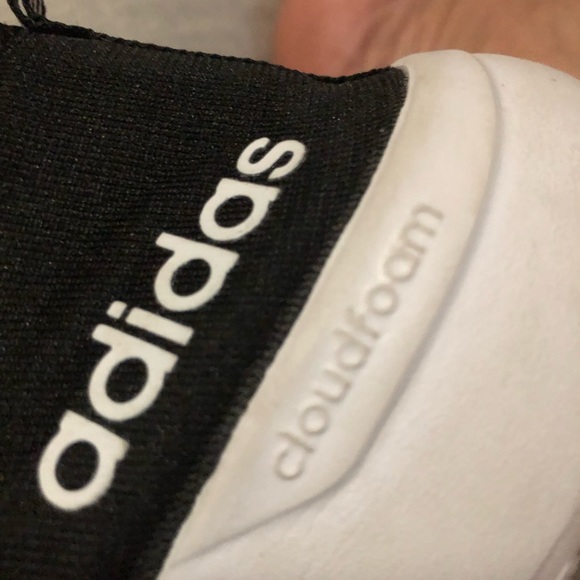 TODAY ONLY:Adidas Black Cloudfoam Shoes Size 8 - Comfortable - Picture 7 of 16